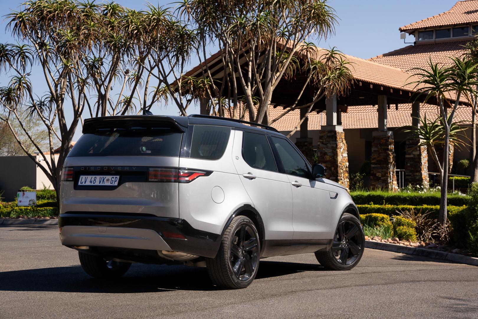 Land Rover Discovery D300 Dynamic SE