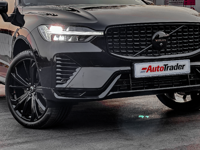 Front three quarter of the Volvo XC60 Ultimate Black Edition