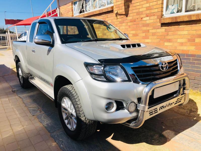 2012 Toyota Hilux 3.0D-4D Xtra Cab Raider