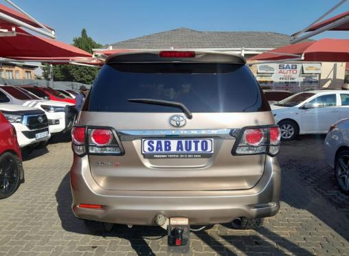 Manual Toyota Fortuner 2008 for sale