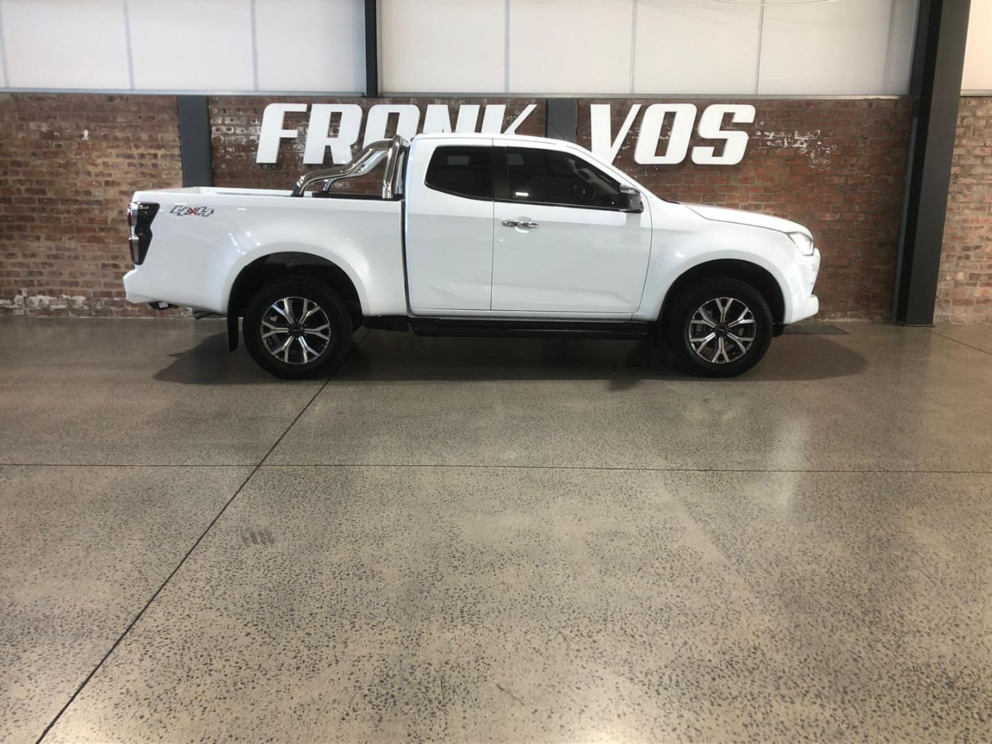 Isuzu D-Max 3.0TD Extended Cab LSE 4x4 for sale in Worcester - ID