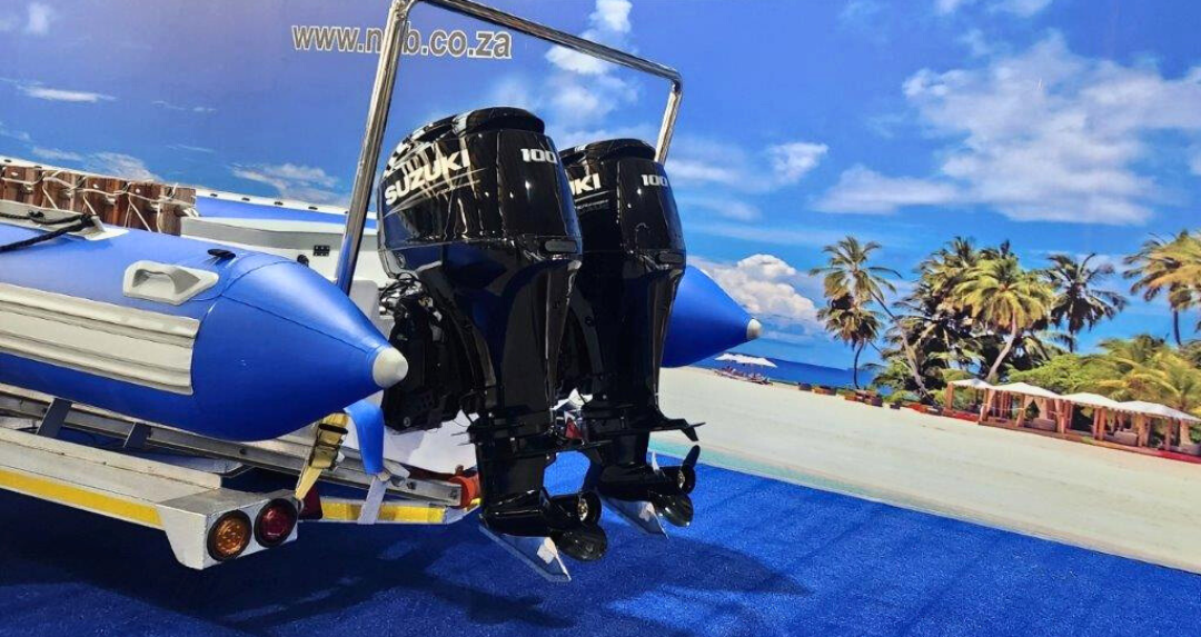 Boats - Brand New 2024: Super Duck 8M Dive Duck Stand-up Console 2 x 70HP Suzuki 4-Strokes on Galvanized Breakneck Trailer Natal Power Boats