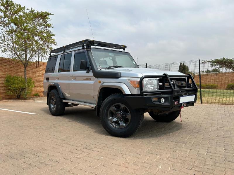 2008 Toyota Land Cruiser 76 4.2D Station Wagon LX