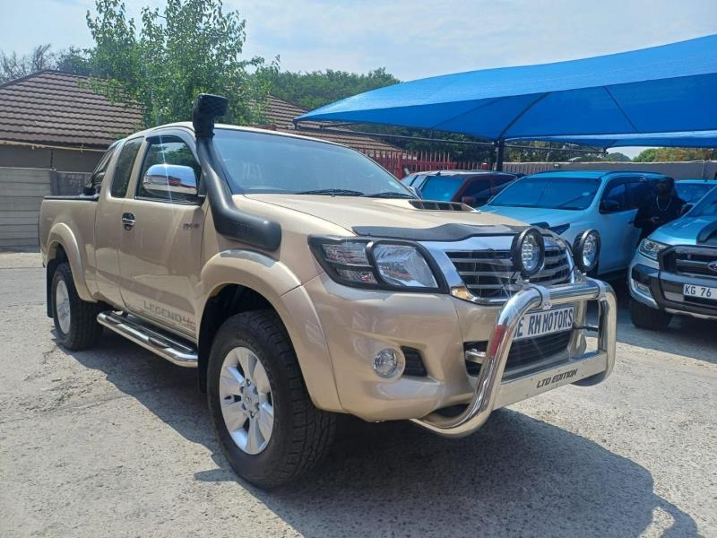 2012 Toyota Hilux 3.0D-4D Xtra Cab 4×4 Raider