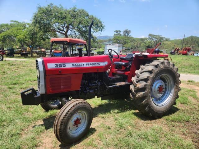New & used tractors for sale in South Africa - AutoTrader