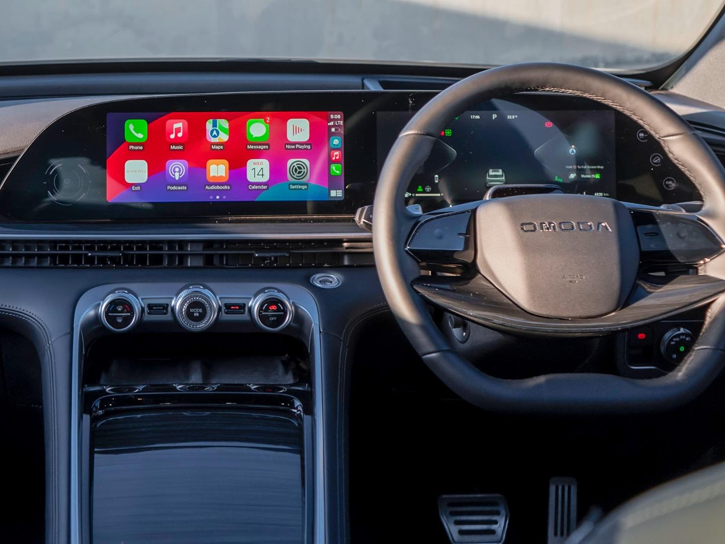 Omoda C9