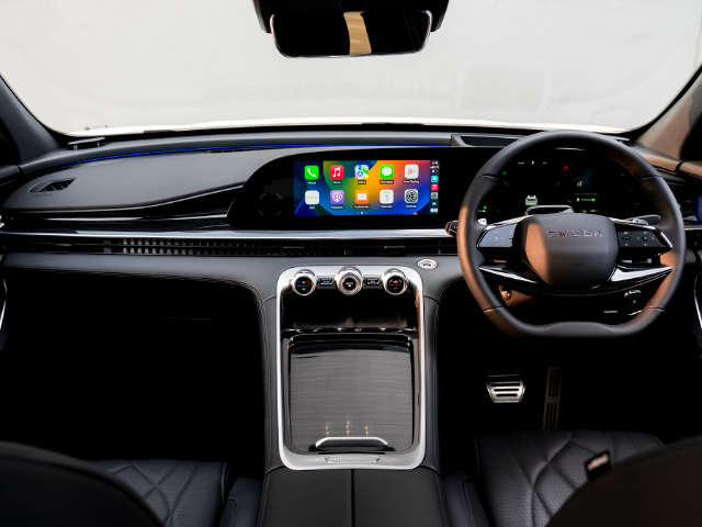 Interior of the Omoda C9