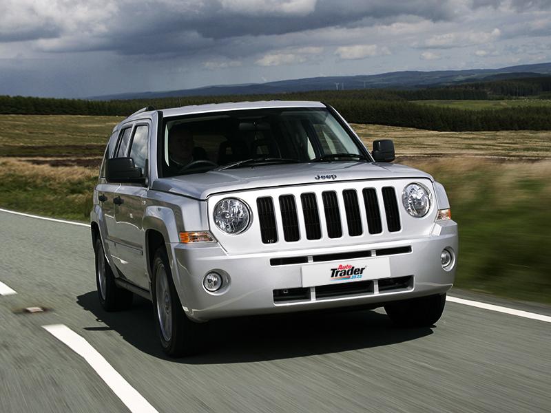 Jeep Patriot pricing information, vehicle specifications, reviews and