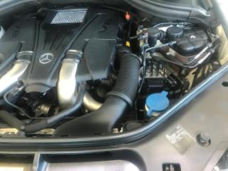 How to top up screen wash on a Mercedes-Benz GLS  