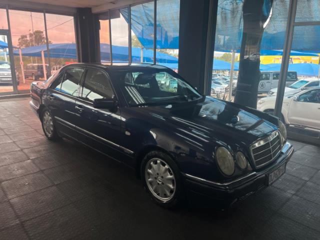 1997 Mercedes-Benz E-Class E320 V6 Elegance Auto