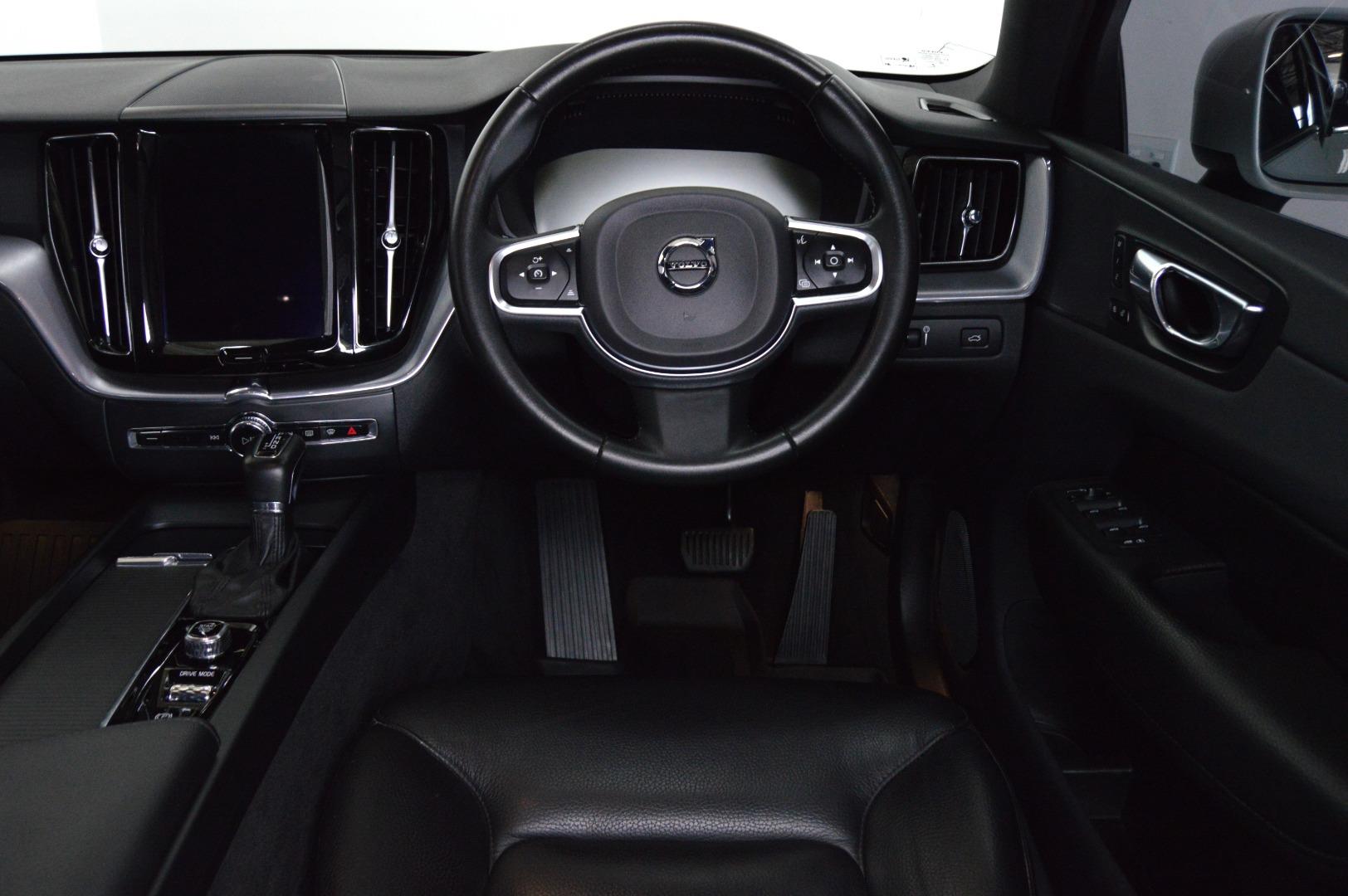 Volvo XC60 D4 AWD Momentum Mazda Port Elizabeth