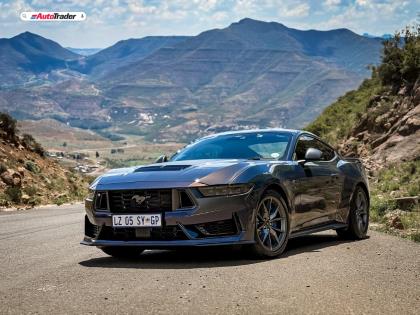 Ford Mustang Dark Horse