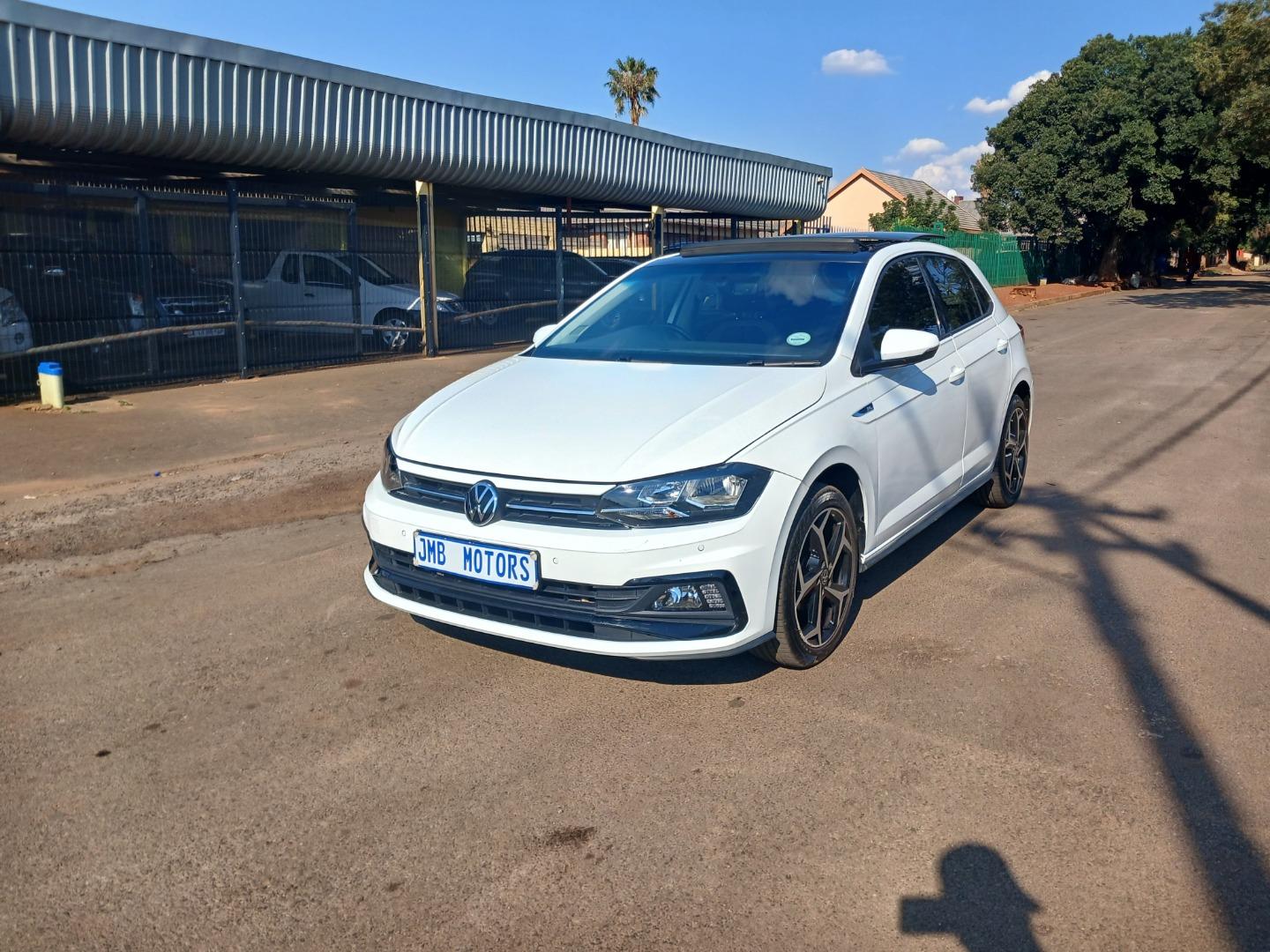 Car listing image