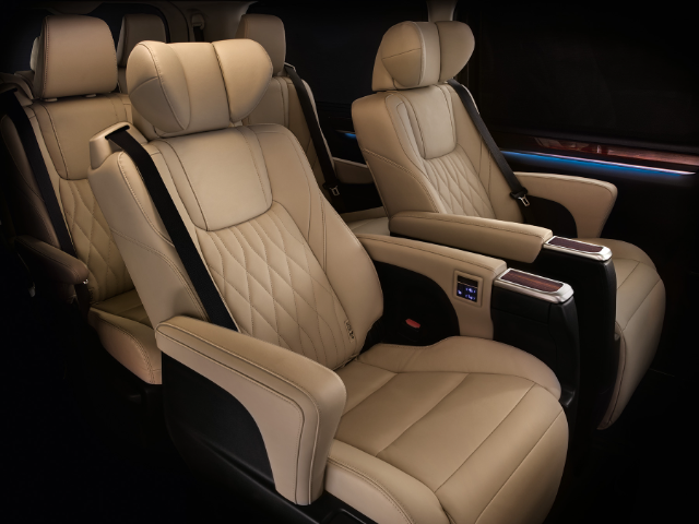 Toyota Quantum VX Premium
