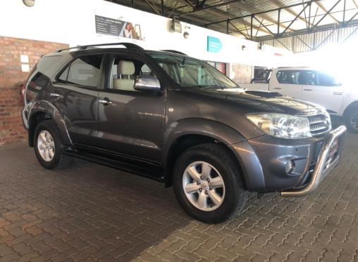 2011 Toyota Fortuner 3.0D-4D 4x4 for sale - CR01