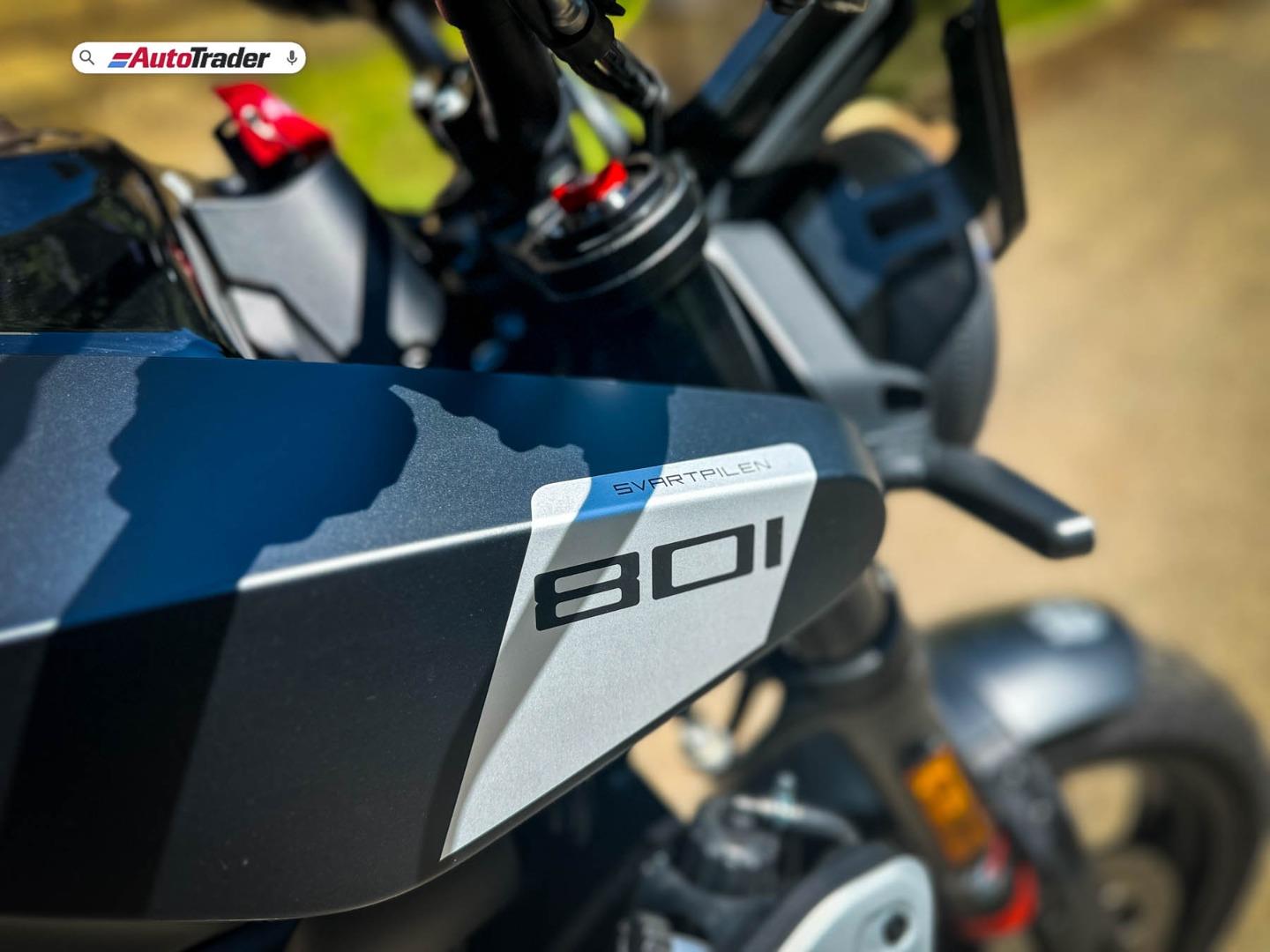 Husqvarna SVARTPILEN 801