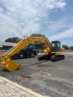 Komatsu PC200 Delta Truck Sales