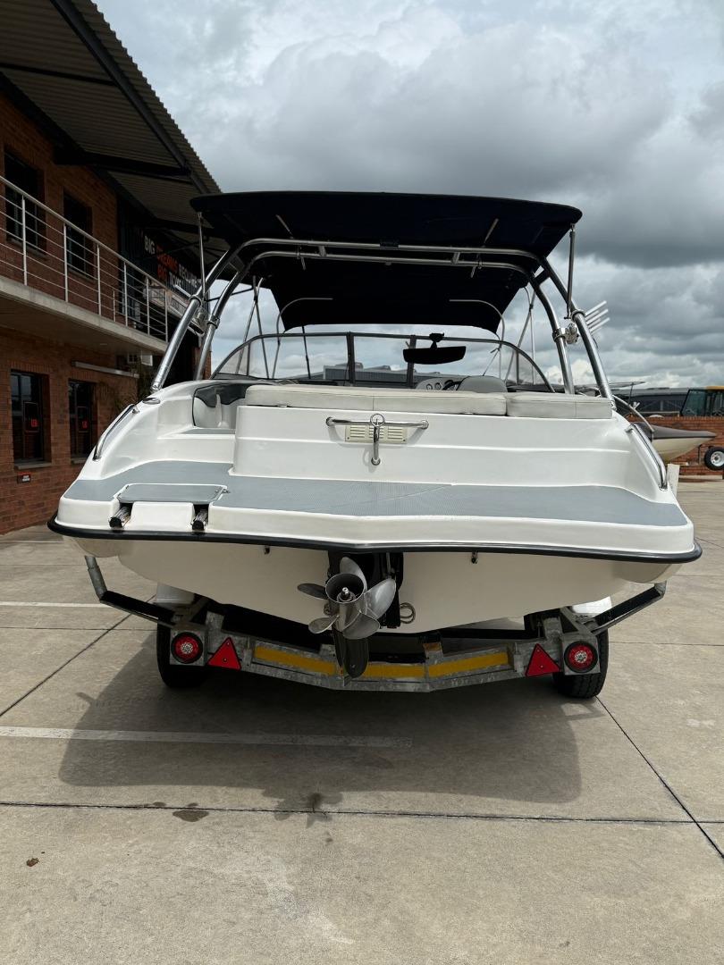 Sunsport 2150 Boat with V8 In-Board Motor UB Leisure