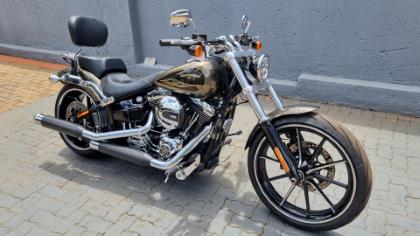 Harley-Davidson Softail Breakout Eazy Rider Motorcycles