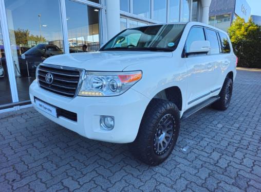 2015 Toyota Land Cruiser 200 4.6 V8 VX for sale - SMG13|USED|HM44WP