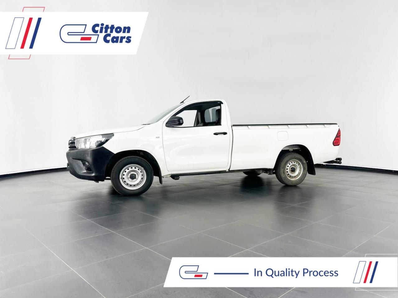 Toyota Hilux 2.4GD S Aircon for Sale