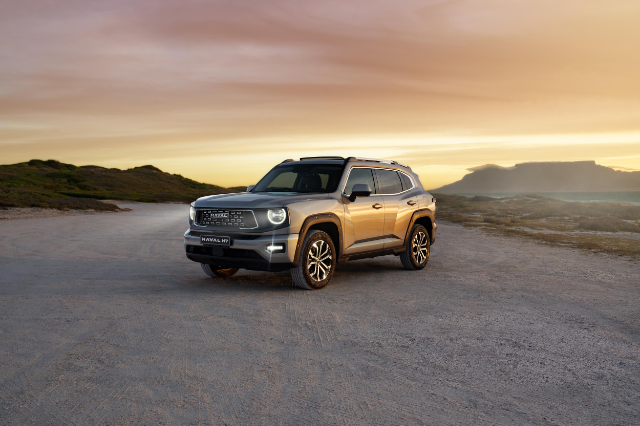 Haval H7 at sunset
