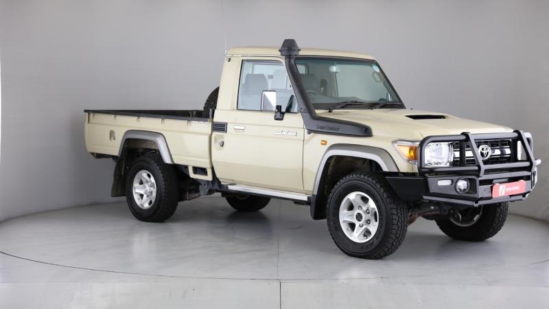 2023 Toyota Land Cruiser 79 for sale on 5DayDeals South Africa