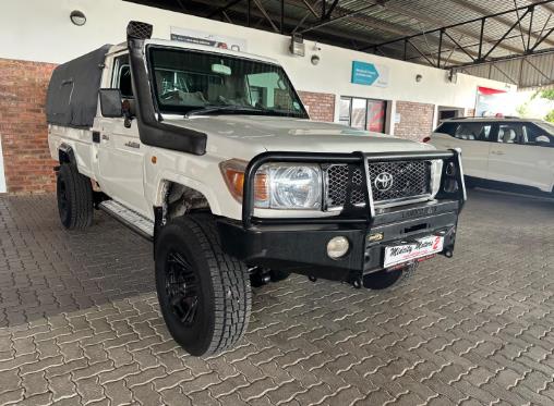 2010 Toyota Land Cruiser 79 4.0 V6 for sale - WWC51