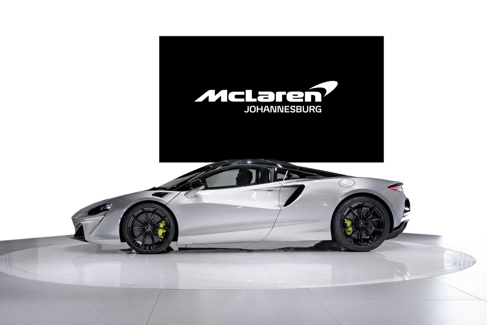 McLaren Artura Coupe Daytona