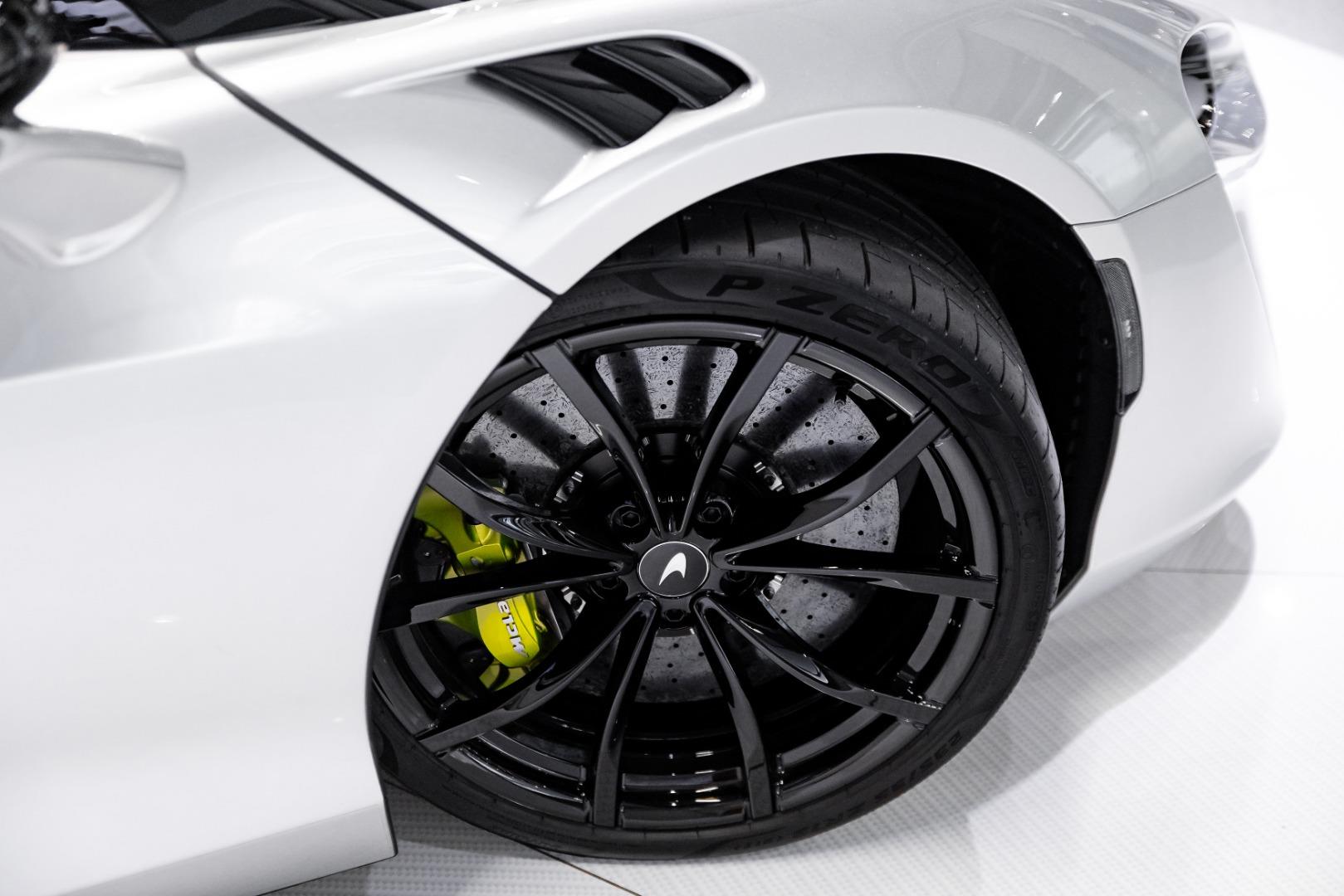 McLaren Artura Coupe Daytona