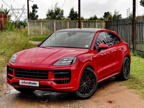Porsche Cayenne GTS (2025) Review