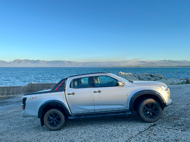 Side view of the V-Cross.