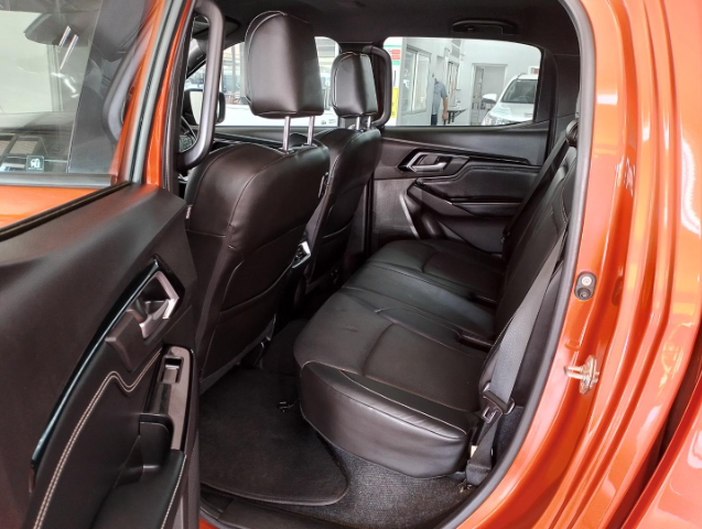 Good legroom is available for all.