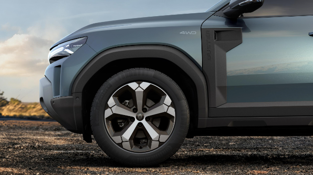 Renault Duster wheel shot.