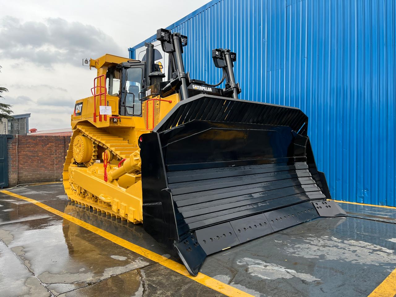 Caterpillar D10T DOZER for sale in Johannesburg - ID: 28463501 - AutoTrader
