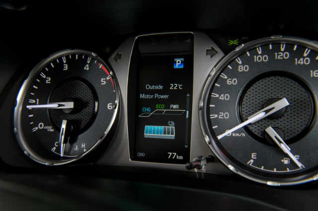 Toyota Hilux gauge cluster