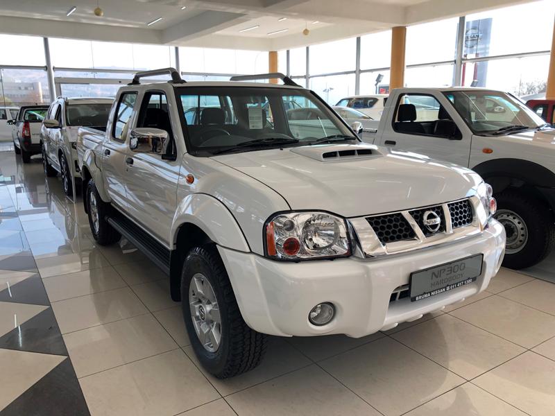 Nissan Np300 Hardbody 2 5tdi Double Cab 4x4 For Sale In