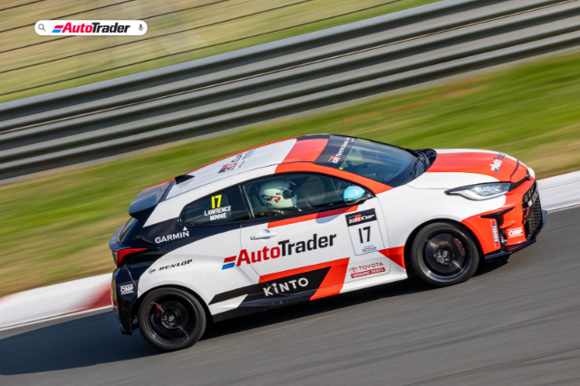 GR Yaris race 2