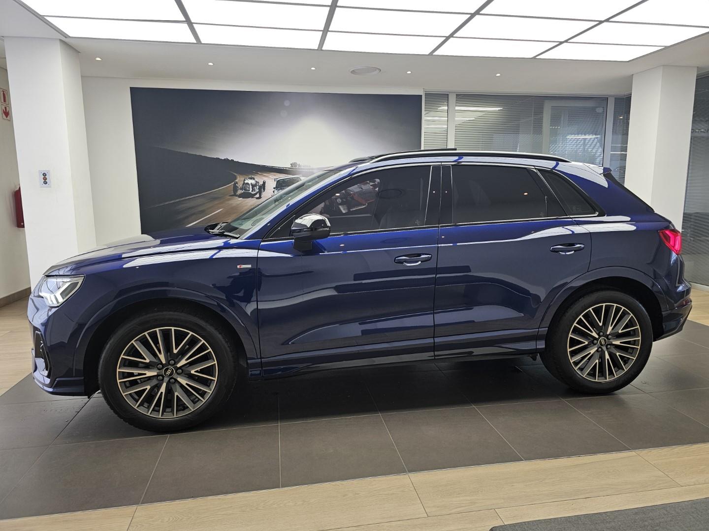 Audi Q3 35TFSI Black Edition Docrat Group
