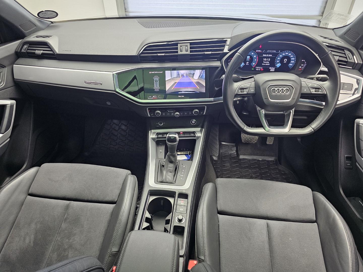 Audi Q3 35TFSI Black Edition Docrat Group