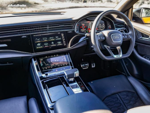 RSQ8 Interior