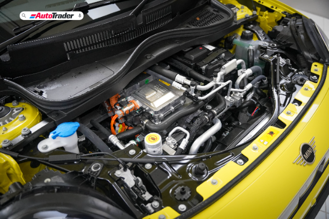 Mini Cooper SE drive motor