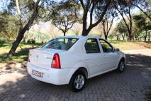 Renault Logan 1.6 Expression Rnd Cars