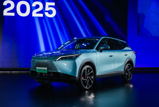 The 2025 C7 at its unveiling in Wuhu.