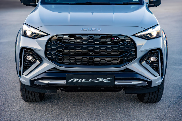 The new MU-X has loads of attitude, especially in Onyx XT trim.