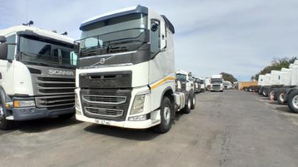 Volvo FH 520 NN Trucks and Trailer