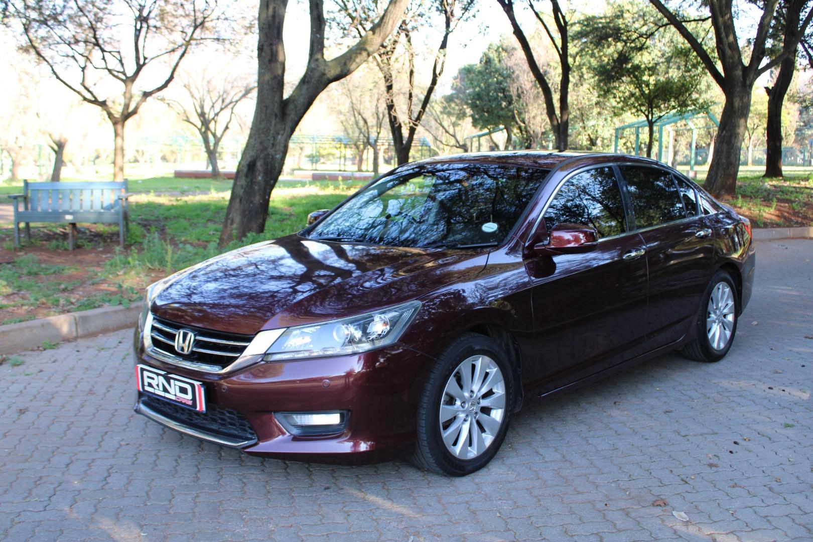Honda Accord 2.0 Elegance Rnd Cars