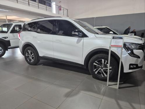 2026 Mahindra XUV700 2.0T AX5 for sale