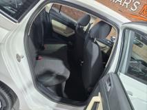 Volkswagen Polo Sedan 1.6 Omars Motor Den