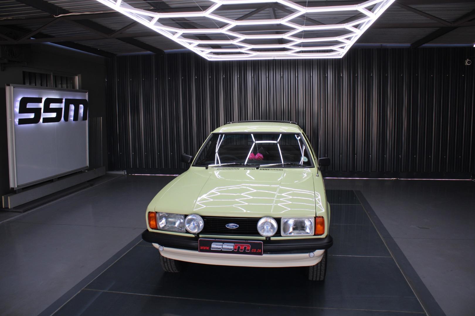 Ford Cortina 3.0 Auto Struben Street Motors